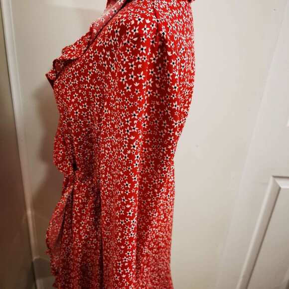 Dynamite Bright Red Floral Ruffle Wrap Long Sleeve Dress(M) - Picture 7 of 10
